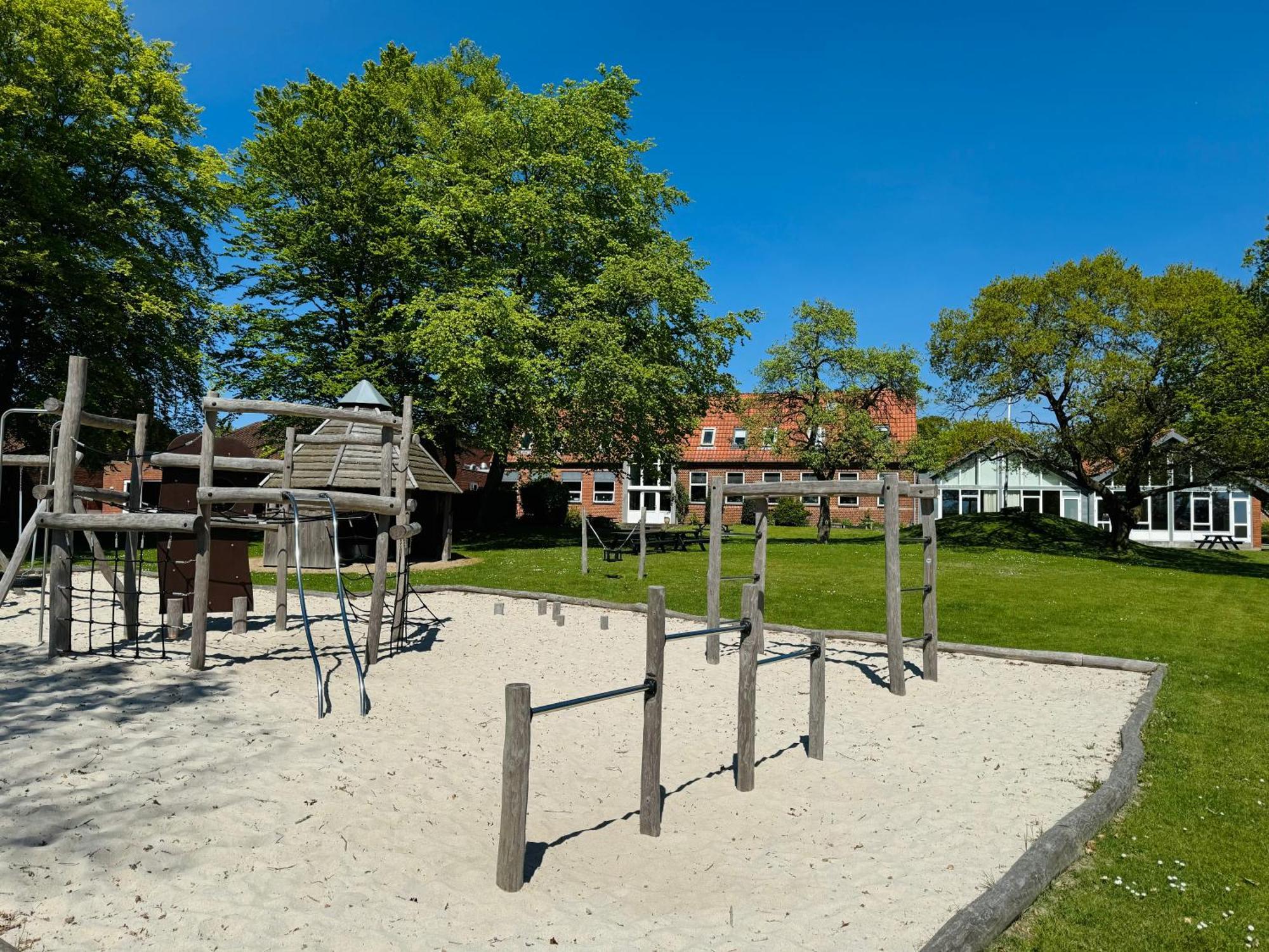Koncepthotel Oksbøl Exteriör bild