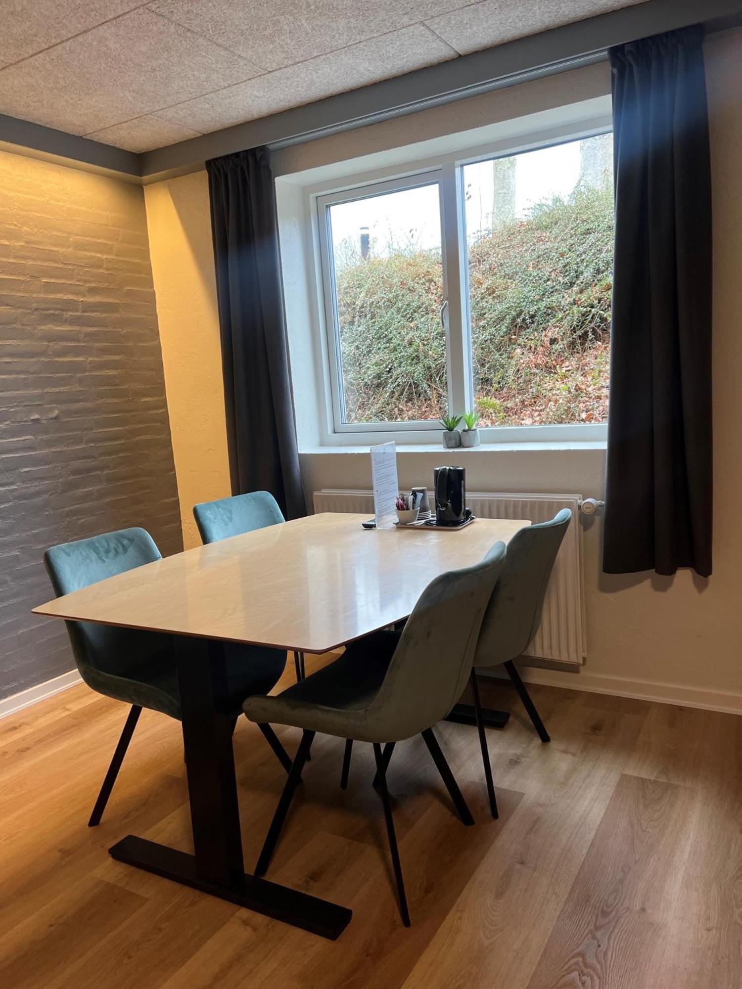 Koncepthotel Oksbøl Exteriör bild